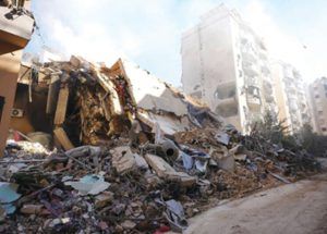 لبنان أمام امتحان البقاء: يصمد باتحادنا ويسقط بانقسامنا فعسانا لا نندم لبنان أمام امتحان البقاء: يصمد باتحادنا ويسقط بانقسامنا فعسانا لا نندم