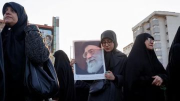 الذكاء الاصطناعي والكاميرات قادا إلى اغتيال خامنئي! الذكاء الاصطناعي والكاميرات قادا إلى اغتيال خامنئي!