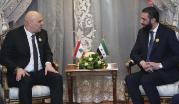 عون والشرع أكدا ضرورة التنسيق والتشاور بين البلدين لاسيما لجهة ضبط الحدود ومنع أي تفلت أمني عون والشرع أكدا ضرورة التنسيق والتشاور بين البلدين لاسيما لجهة ضبط الحدود ومنع أي تفلت أمني