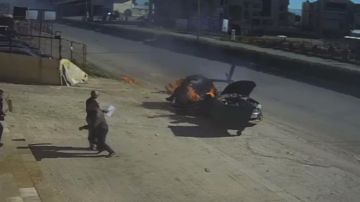 بالفيديو: لحظة استهداف السيارة في زحلة بالفيديو: لحظة استهداف السيارة في زحلة