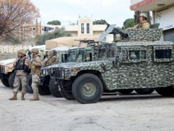 الوكالة الوطنية: الجيش اللبناني يخلي مواقع متقدمة عند الحدود الجنوبية إلى نقاط اخرى للتمركز فيها الوكالة الوطنية: الجيش اللبناني يخلي مواقع متقدمة عند الحدود الجنوبية إلى نقاط اخرى للتمركز فيها