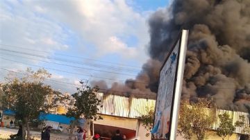 حريق كبير على سينيق في معمل اسفنج