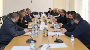 لقاء بين الوطني الحر والتقدمي لضرورة الحفاظ على الاستقرار