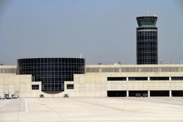 LBC: خبر إخلاء مطار بيروت عار من الصحة ولا قرار بإغلاق الأجواء اللبنانية