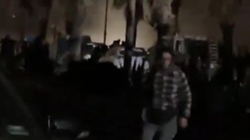 بالفيديو: غارة على سيارة في الرملة البيضاء بالفيديو: غارة على سيارة في الرملة البيضاء