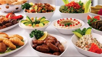 في زمن الأعياد...هكذا تبدو حركة المطاعم!