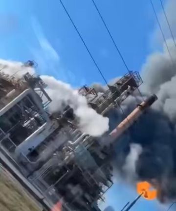 بالفيديو: دخان وألسنة لهب من مصفاة فاليرو في تكساس