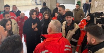 وزيرة البيئة جالت في مركزي إيواء معهد بئر حسن ومجمع الحريري: بصبر أهلنا وقوتهم يصمد لبنان