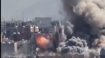 بالفيديو: إيران تشتعل بالغارات