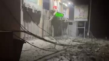 بالفيديو: جولة في شوارع الضاحية المدمرة