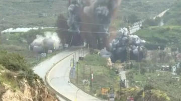 بالفيديو: غارة معادية على جسر القاسمية عند الاوتوستراد الساحلي بالفيديو: غارة معادية على جسر القاسمية عند الاوتوستراد الساحلي