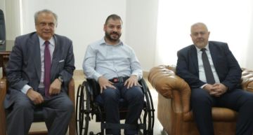 حبيب عرض مع عبود لإمكان استخدام قروض الإسكان لتكييف المساكن لتتناسب مع حاجات ذوي الإعاقة