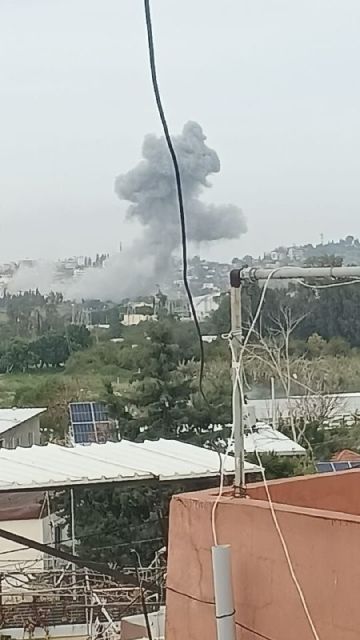 غارة معادية تستهدف المبنى المهدد في العباسية صور