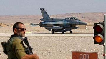 الجيش الإسرائيلي: استهدفنا 30 موقعا عسكريا غرب ووسط إيران الليلة الماضية الجيش الإسرائيلي: استهدفنا 30 موقعا عسكريا غرب ووسط إيران الليلة الماضية