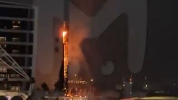 بالفيديو: استهداف برج العرب في دبي بالفيديو: استهداف برج العرب في دبي