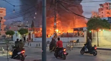 جرحى في غارة معادية استهدفت مولدات كهرباء حمتو في صور جرحى في غارة معادية استهدفت مولدات كهرباء حمتو في صور