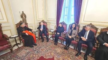 باسيل بعد لقاء الراعي: لضرورة تغليب لغة العقل على التطرف باسيل بعد لقاء الراعي: لضرورة تغليب لغة العقل على التطرف