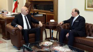 الرئيس عون اطلع من حاكم مصرف لبنان على الإجراءات النقدية الاحترازية الرئيس عون اطلع من حاكم مصرف لبنان على الإجراءات النقدية الاحترازية