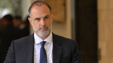 رسامني من مركز إيواء في بيروت: وحدتنا الوطنية هي قوتنا