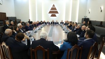 الكتائب: لإعادة النظر في العلاقة الديبلوماسية مع إيران