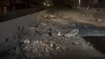 فيديو لرفع الدمار عن الجسر