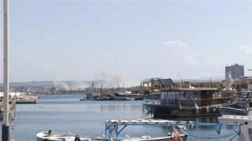 غارة تستهدف مبنى في المساكن الشعبية قرب صور