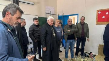 المطران فرحا تفقد مراكز الأيواء في القاع : لتجاوز هذه المرحلة الدقيقة بروح من المحبة والتكافل