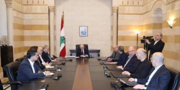 الوزير مرقص عن الاجتماع الوزاري في السرايا: رئيس الحكومة يتابع كيفية وصول المساعدات الى لبنان وتأمين استمرار الخدمات الوزير مرقص عن الاجتماع الوزاري في السرايا: رئيس الحكومة يتابع كيفية وصول المساعدات الى لبنان وتأمين استمرار الخدمات