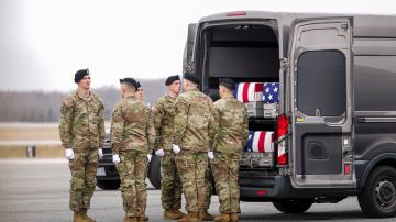 موقعا قتلى وجرحى.. حرس الثورة يعلن استهداف ما تبقى من القوات العسكرية الأميركية في المنطقة موقعا قتلى وجرحى.. حرس الثورة يعلن استهداف ما تبقى من القوات العسكرية الأميركية في المنطقة