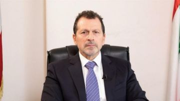 شحادة بحث مع وفد من المجلس الأعلى للجمارك في أبرز المشاريع شحادة بحث مع وفد من المجلس الأعلى للجمارك في أبرز المشاريع