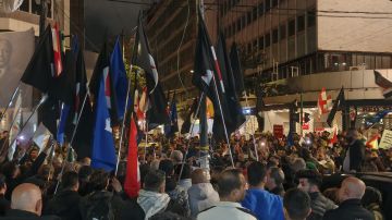 مسيرة في الحمرا بيروت تنديدا بالعدوان الاسرائيلي مسيرة في الحمرا بيروت تنديدا بالعدوان الاسرائيلي