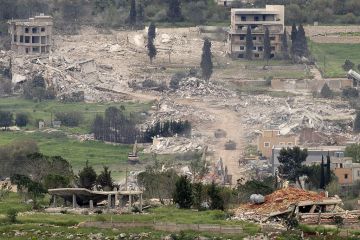 نتنياهو يبقي وزراءه في حيرة بشأن وقف الحرب في لبنان