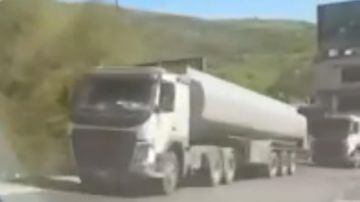 بالفيديو: وصول المساعدات العراقية إلى لبنان