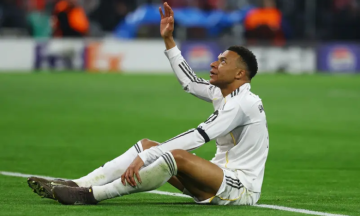 مبابي يتهم زملاءه بـ تخريب  ريال مدريد.. واللاعبون يرفضون ترشيحه للركراكي