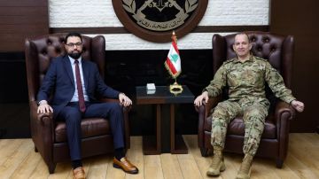 الهزاع التقى قائد الجيش وجنبلاط