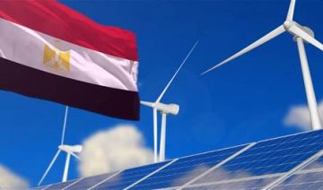 مصر توقع عقدا لأول محطة طاقة شمسية بقطاع التعدين