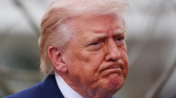 كيف يمكن قراءة التخبط الاميركي والمواقف المتناقضة إزاء إنهاء الحرب مع إيران(تقرير)