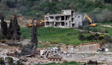 الهدم مستمر جنوبا والعدو الإسرائيلي يمحو القرى ويحذر السكان من العودة