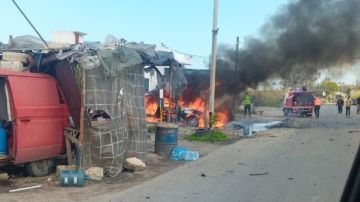 إصابات جراء غارات إسرائيلية استهدفت سيارتين في بلاط والقاسمية ودراجة نارية في الشهابية إصابات جراء غارات إسرائيلية استهدفت سيارتين في بلاط والقاسمية ودراجة نارية في الشهابية