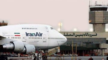 إيران تعلن إعادة فتح جزئي لمجالها الجوي واستئناف الرحلات