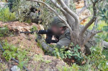 الجيش الإسرائيلي يعلن تصفية نحو ألف عنصر من حزب الله خلال شهر (فيديو صور) الجيش الإسرائيلي يعلن تصفية نحو ألف عنصر من حزب الله خلال شهر (فيديو صور)