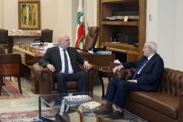 الرئيس عون عرض للأوضاع الأمنية مع كل من وزيري الدفاع والداخلية وقائد الجيش