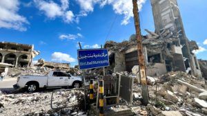 الميدان هو الحكم فتش عن بنت جبيل