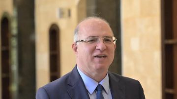 تسهيلا لشؤون المواطنين... تعميم من وزير العمل