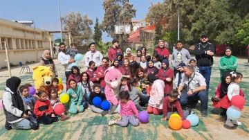 كشافة البيئة نظمت نشاطا ترفيهيا للأطفال النازحين في مركز إيواء في طرابلس