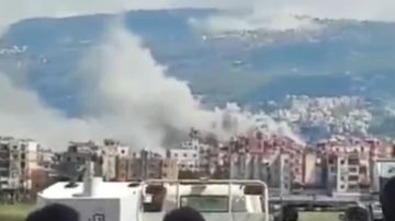 بالفيديو: الغارات من مدرج مطار بيروت بالفيديو: الغارات من مدرج مطار بيروت