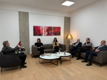 وفد من التيار الوطني الحر زار مخزومي وافرام وسلمهما مقترح حماية لبنان