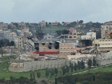 غارات تستهدف سجد في اقليم التفاح وصف الهوا في بنت جبيل