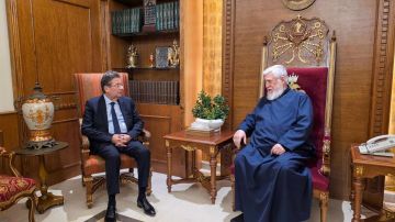 الكاثوليكوس آرام الأول بحث مع كنعان في القضايا الراهنة