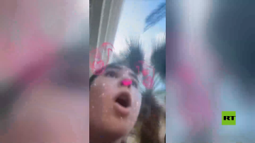 فيديو متداول لفتاة من بيروت يوثق فوضى وذعرا أثناء أعنف الغارات الإسرائيلية على لبنان